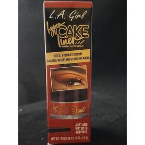 L.A. Girl Hyper Cake Eye Liner Water Activated, Vibrant Color Flamin' Red, BOLD.